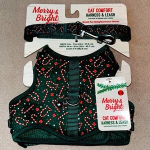 Merry & Bright Green Candy Cane Lane Cat Comfort Harness & Leash Set